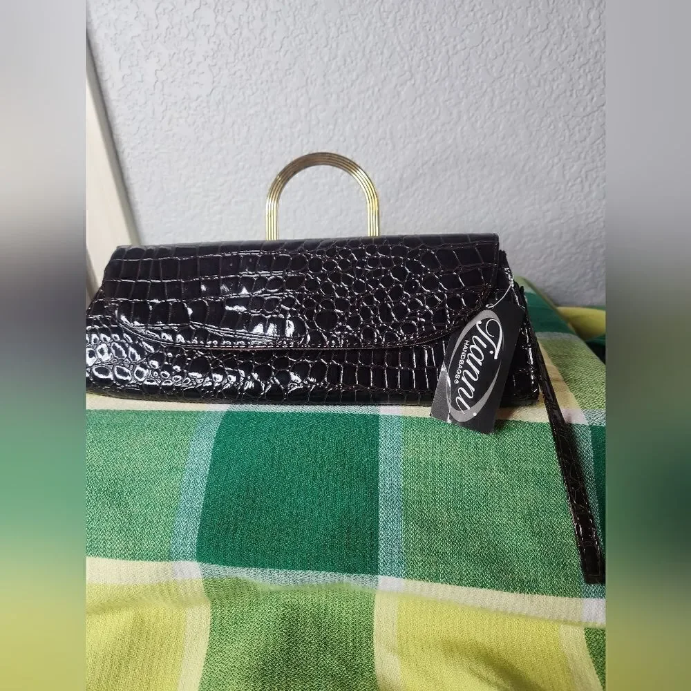 NWT Tianni Brown Faux Crocodile Leather Handbag Clutch